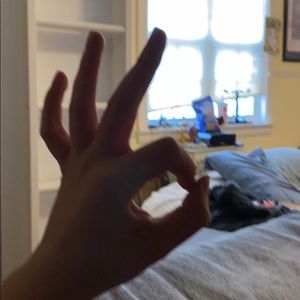 Meet your Posher, Eli